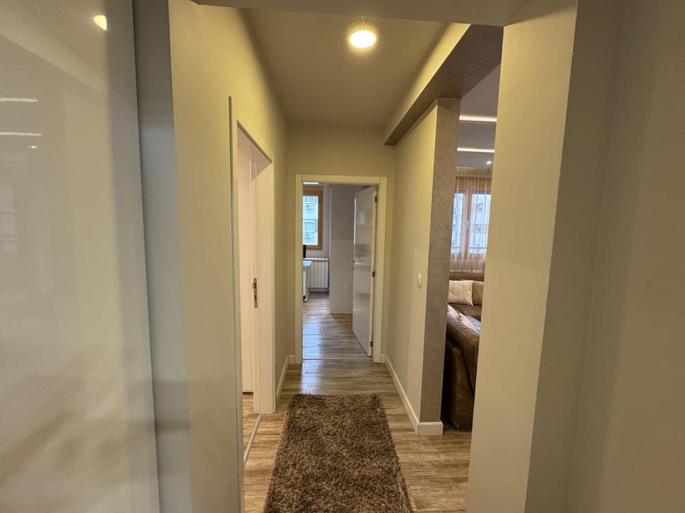 Slika 10 - U blizini Doma zdravlja i Delta Planeta, Trosoban stan za izdavanje, 75m2, 700€